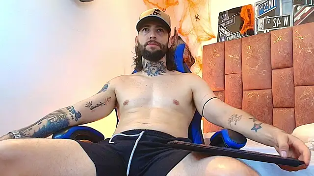 ALPHA_MASTER1: вебкам-шоу