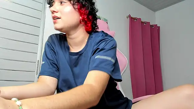 Chat +18 de Mindy_99 ao vivo