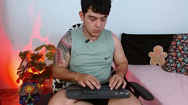 Squishballs: вебкам-шоу