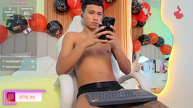 Ette_Star ওয়েবক্যাম শো