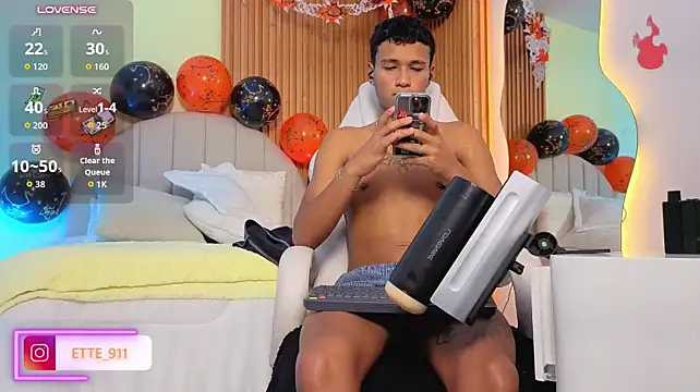 Ette_Star Show Webcam