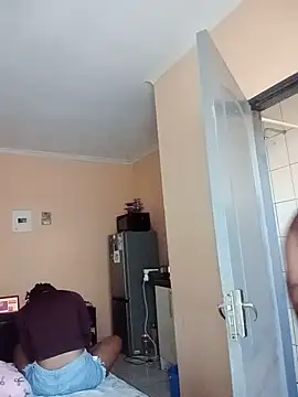 Slimthickmommy Webcam Show