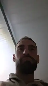 8obby8itch420 Webcam show