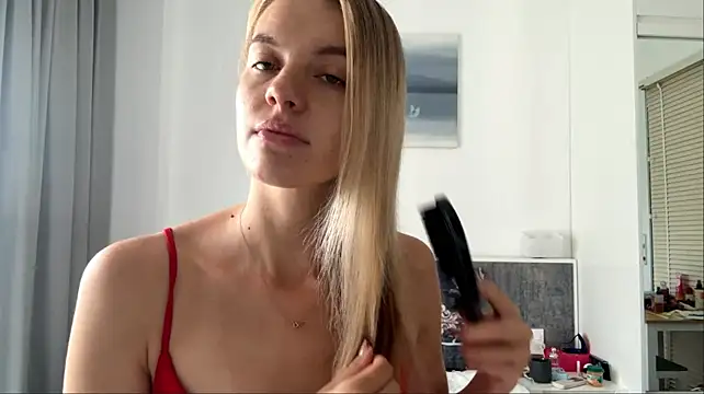 LynelleGorringe's Webcam Show