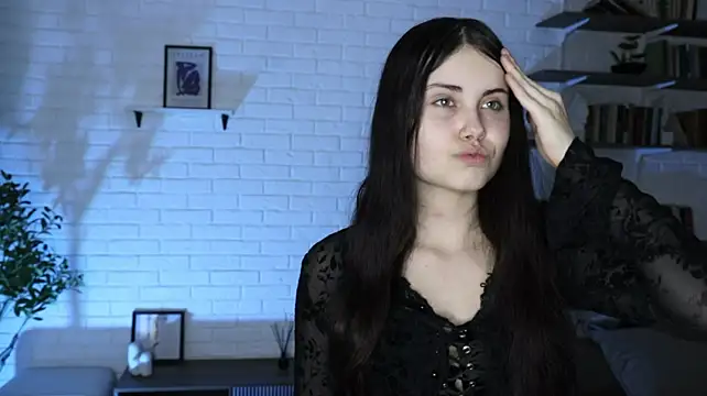 ArlineWiewel Webcam show