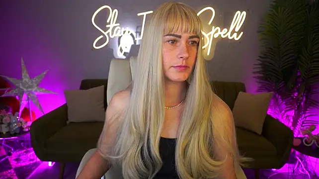 Webkamerová show ShellyAira