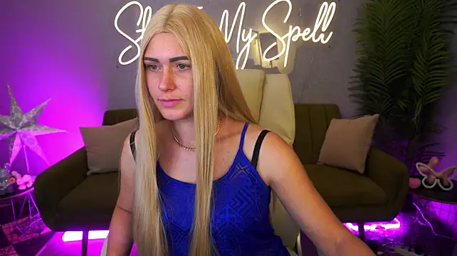 ShellyAira Webcam Show