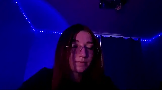 ManyMaron Show in webcam