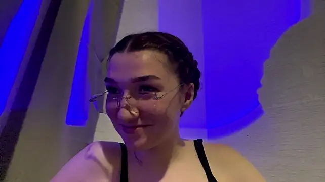 Pokazy przed kamerką – ManyMaron
