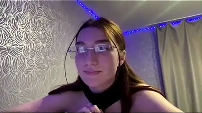 ManyMaron Show in webcam