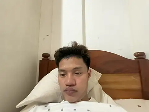 wildpinoy27 网络视讯表演