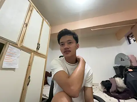 wildpinoy27 网络视讯表演