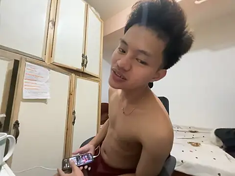 wildpinoy27 网络视讯表演
