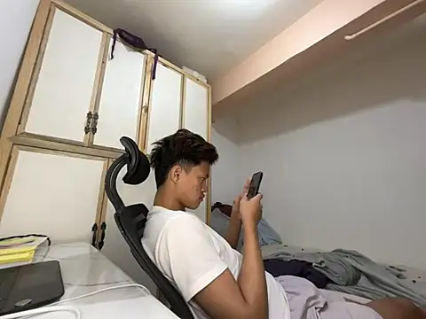 wildpinoy27 Webcam show