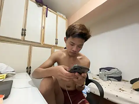 Show modela wildpinoy27 na web-kameri