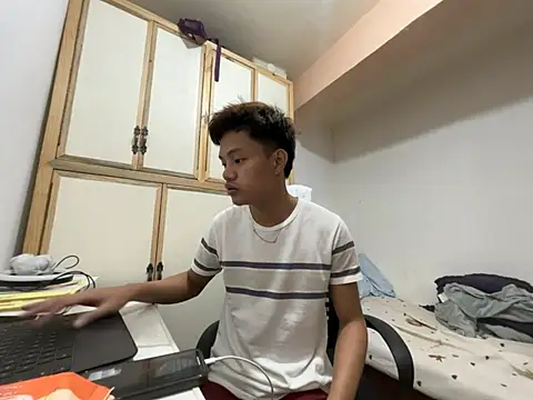 wildpinoy27 在線直播表演