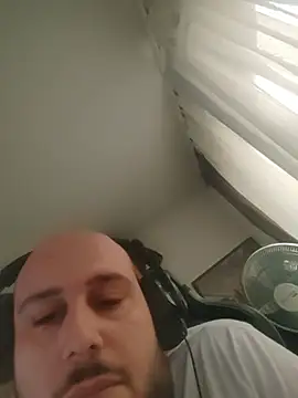 GeorgesBoar Pertunjukan Webcam