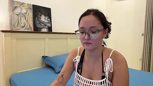 OleneArribas Show in webcam
