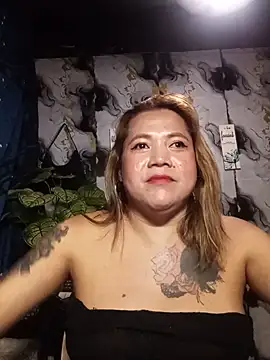 NaughtyMariz 网络视讯表演