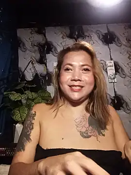 NaughtyMariz Show Webcam