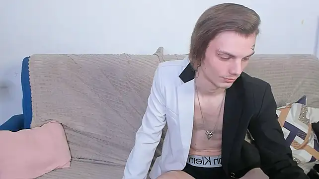 Show modela Crimson_Hollow na web-kameri