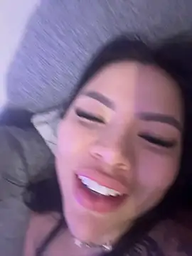 chloeparadiseX's Webcam Show