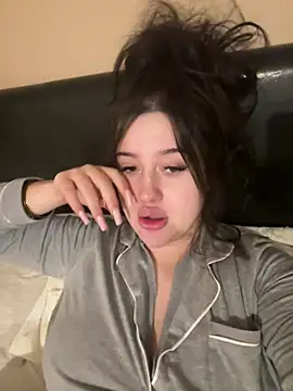 EmiliaLaurentt's Live XXX Chat