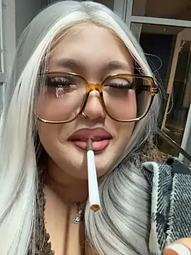 ChloeLockhart's Live XXX Chat