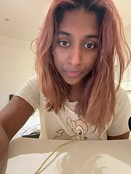 DonnaShy Show Webcam