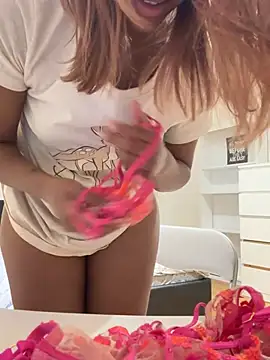 צ'אט XXX בשידור חי של DonnaShy