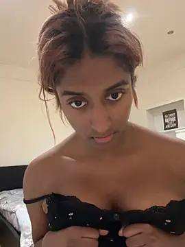 DonnaShy's Webcam Show