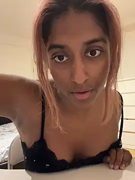 Show de DonnaShy na webcam