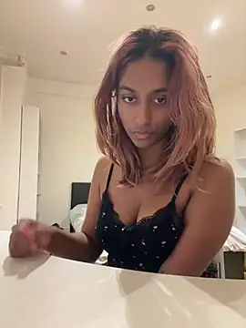 DonnaShy Pertunjukan Webcam