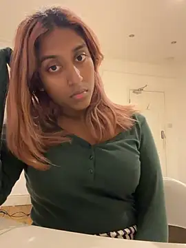 DonnaShy's Live XXX Chat