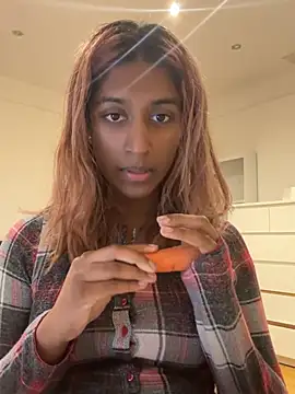 DonnaShy's Webcam Show