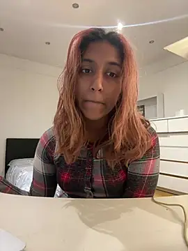 DonnaShy's Live XXX Chat