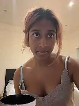 DonnaShy's Webcam Show