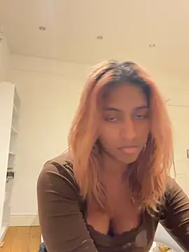 DonnaShy Pertunjukan Webcam