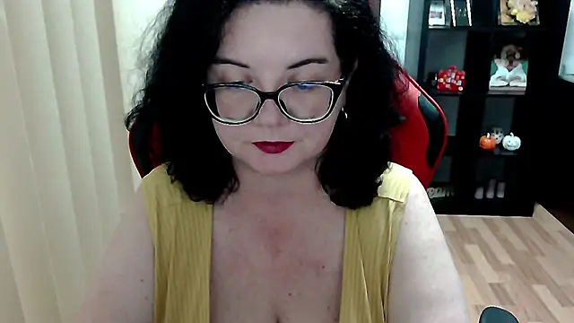 Онлайн чат XXX MissTroublle