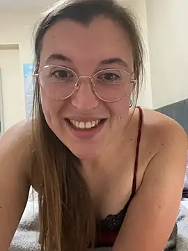 AlinaMeiier Webcam-Show
