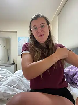 Show modela AlinaMeiier na web-kameri