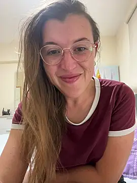Show de AlinaMeiier na webcam