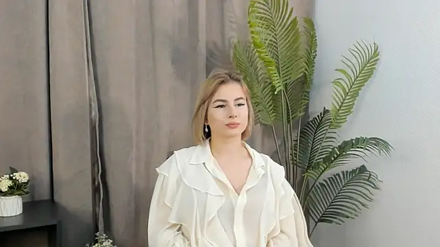 CarmelitaRamellan Webbikameraesitys