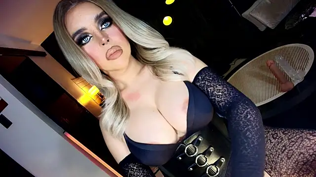 anitadomina Adlı Modelin Web Kamerası Şovu