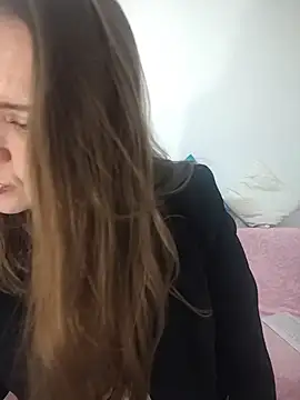 Chat +18 de AriaDollX ao vivo