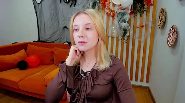 XXX chat uživo modela NellyMars