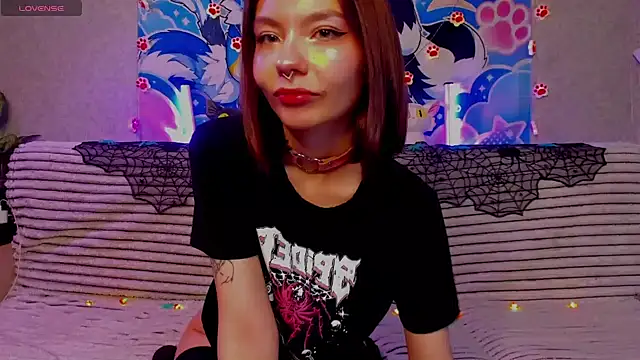 Pokazy przed kamerką – WassupKitty
