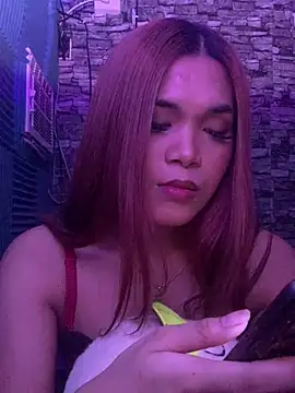 Show de Alluring_Keanna na webcam