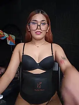 Alluring_Keanna Pertunjukan Webcam