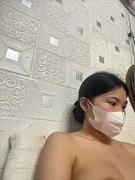 Minni_2k Adlı Modelin Canlı XXX Sohbeti